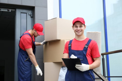 Removals van service for Blackfriars flats and offices