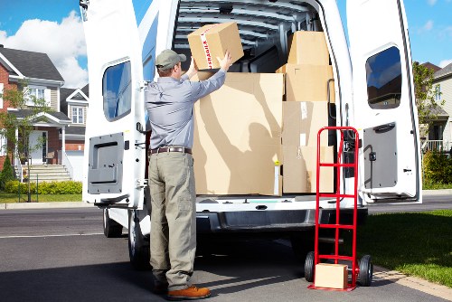 Checklist and preparation items for a Blackfriars removal van booking